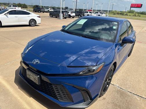Reservoir Blue 2025 Toyota Camry SE