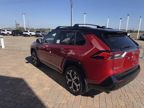 2025 Toyota RAV4 Hybrid SE