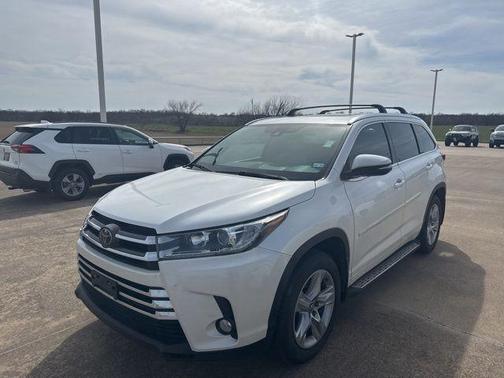 2017 Toyota Highlander Limited
