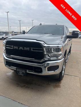 2024 RAM 3500 Tradesman Crew Cab 4x4 8' Box