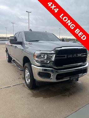 2024 RAM 3500 Tradesman Crew Cab 4x4 8' Box
