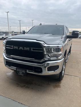 2024 RAM 3500 Tradesman Crew Cab 4x4 8' Box
