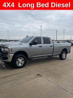 2024 RAM 3500 Tradesman Crew Cab 4x4 8' Box