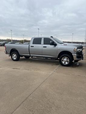 2024 RAM 3500 Tradesman Crew Cab 4x4 8' Box