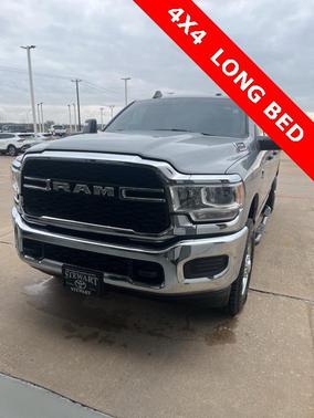 2024 RAM 3500 Tradesman Crew Cab 4x4 8' Box