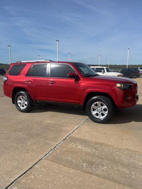 2023 Toyota 4Runner SR5