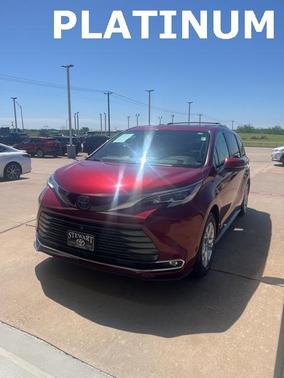 2021 Toyota Sienna Platinum