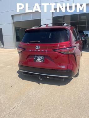 2021 Toyota Sienna Platinum