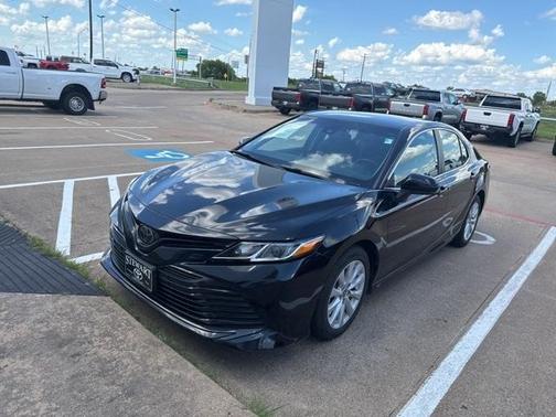2020 Toyota Camry LE