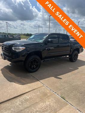 2022 Toyota Tacoma SR