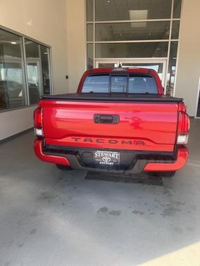 2022 Toyota Tacoma SR