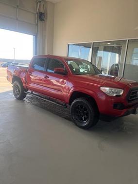 2022 Toyota Tacoma SR