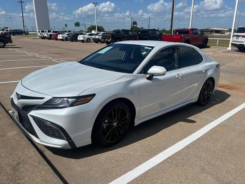 Pearl 2024 Toyota Camry XSE