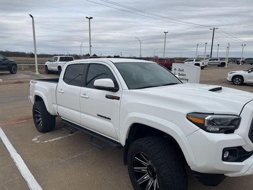 2023 Toyota Tacoma TRD Sport
