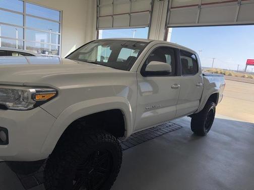 2020 Toyota Tacoma SR5