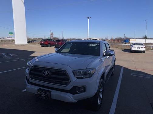 2017 Toyota Tacoma Limited