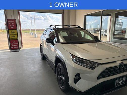 2021 Toyota RAV4 Hybrid SE