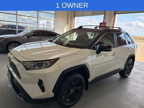 2021 Toyota RAV4 Hybrid SE