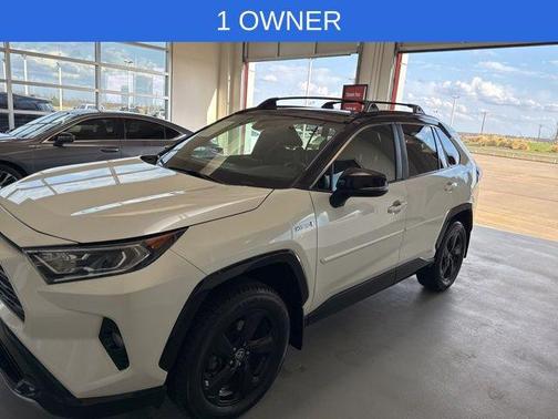 2021 Toyota RAV4 Hybrid SE