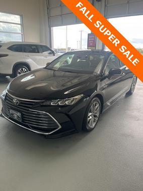 2022 Toyota Avalon XLE