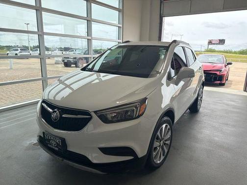 Summit White 2018 Buick Encore Preferred