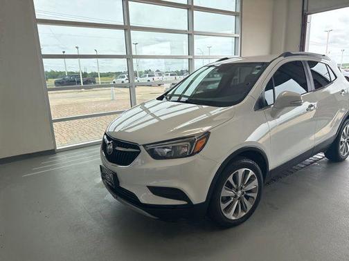 Summit White 2018 Buick Encore Preferred