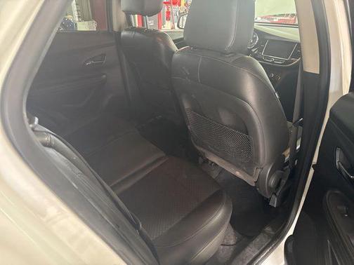 Summit White 2018 Buick Encore Preferred