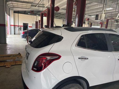 Summit White 2018 Buick Encore Preferred