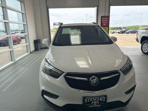 Summit White 2018 Buick Encore Preferred
