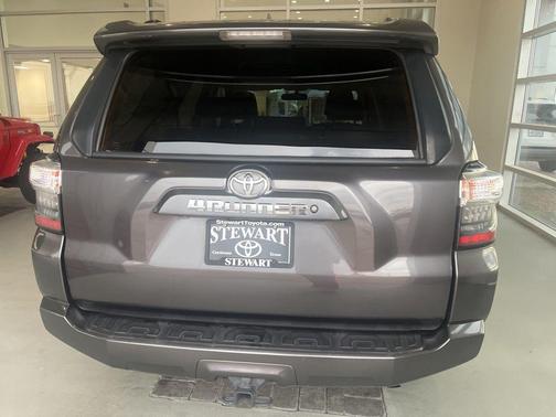 Magnetic Gray Metallic 2019 Toyota 4Runner SR5