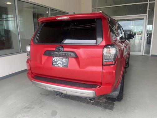 Magnetic Gray Metallic 2019 Toyota 4Runner SR5