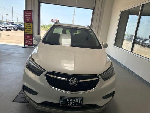 White Frost Tricoat 2018 Buick Encore Preferred