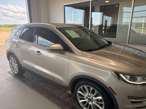 Silver Sand 2015 Lincoln MKC Base