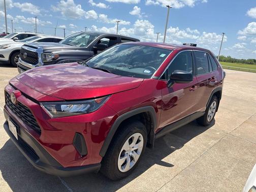 Ruby Flare Pearl 2022 Toyota RAV4 LE
