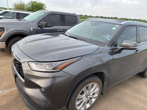 2023 Toyota Highlander Limited