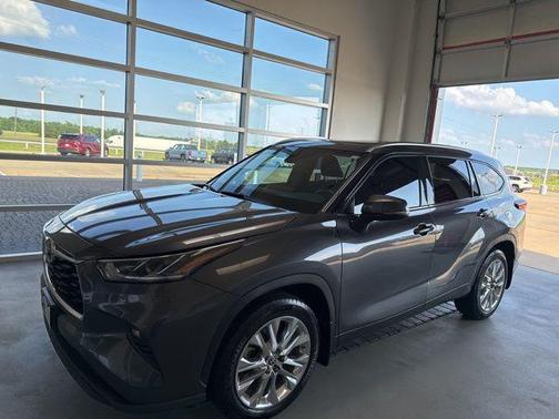 2023 Toyota Highlander Limited