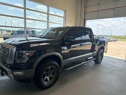 Super Black 2020 Nissan Titan Platinum Reserve