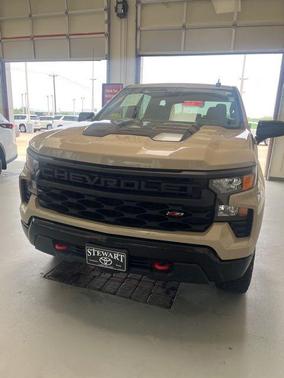 Sand Dune Metallic 2022 Chevrolet Silverado 1500 Custom Trail Boss