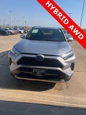 2023 Toyota RAV4 Hybrid SE