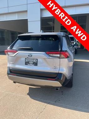 2023 Toyota RAV4 Hybrid SE