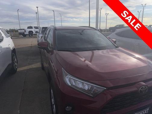 2021 Toyota RAV4 XLE