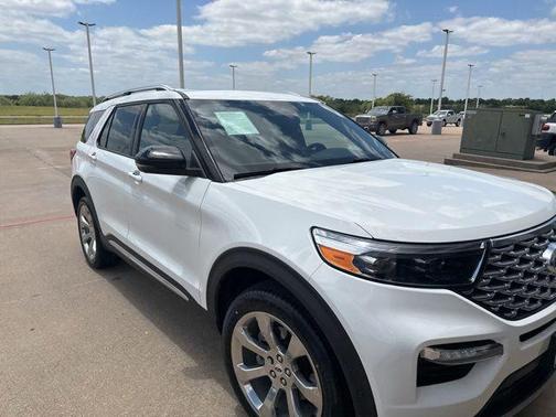 Star White Metallic Tri-Coat 2020 Ford Explorer Platinum