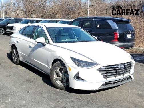 2023 Hyundai SONATA SE