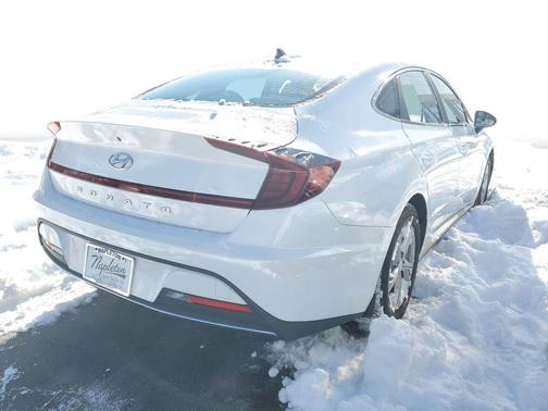 2023 Hyundai SONATA SE
