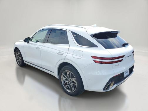 Alta White 2023 Genesis GV70 2.5T AWD