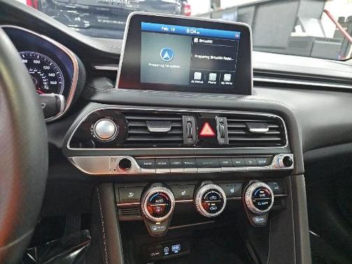 2021 Genesis G70 2.0T AWD