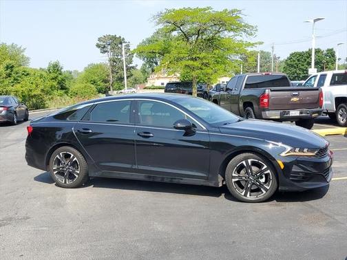 2022 Kia K5 GT-Line