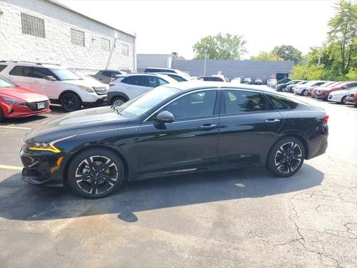 2022 Kia K5 GT-Line
