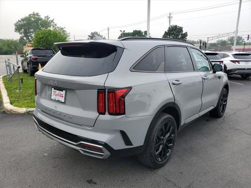 2022 Kia Sorento SX