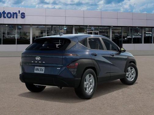 2025 Hyundai KONA SE